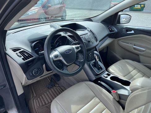 Used 2013 Ford Escape SE image 23