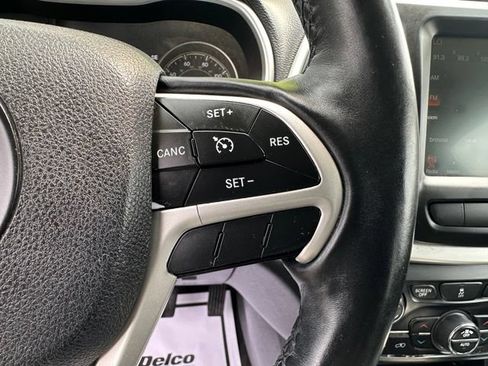 Used 2014 Jeep Cherokee Limited AWD/4WD image 22