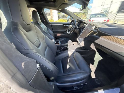 Used 2016 Tesla Model S 75D image 17