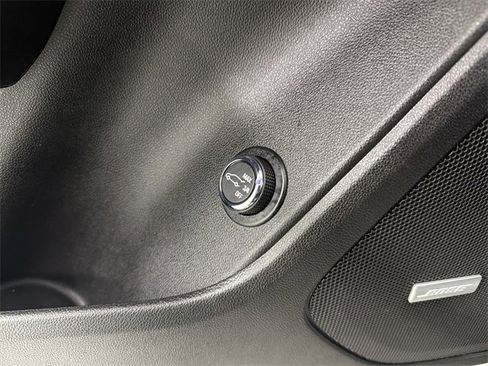 Certified 2023 Chevrolet Blazer RS w/ Driver Confidence II Package image 25