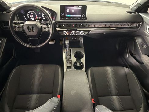 Used 2025 Honda Civic Sport image 15