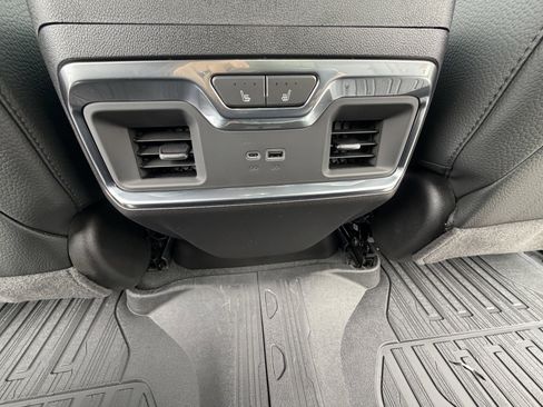 Used 2026 GMC Sierra 2500 Denali w/ Denali Reserve Package AWD/4WD image 21