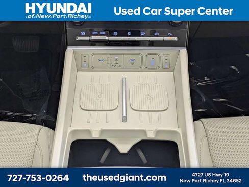 Used 2025 Hyundai Santa Fe Calligraphy AWD/4WD image 26