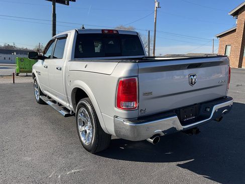 Used 2016 RAM 1500 Laramie w/ Convenience Group image 3