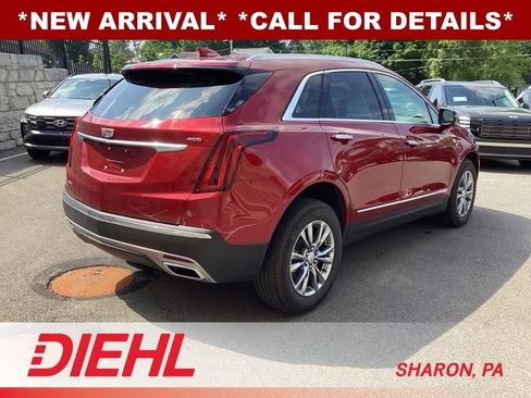 Used 2021 Cadillac XT5 Premium Luxury AWD/4WD image 7