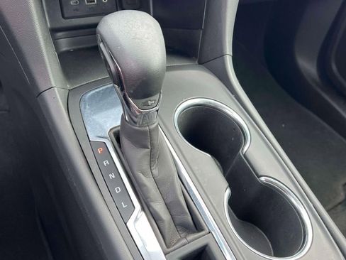 Used 2023 Chevrolet Equinox LS FWD image 16