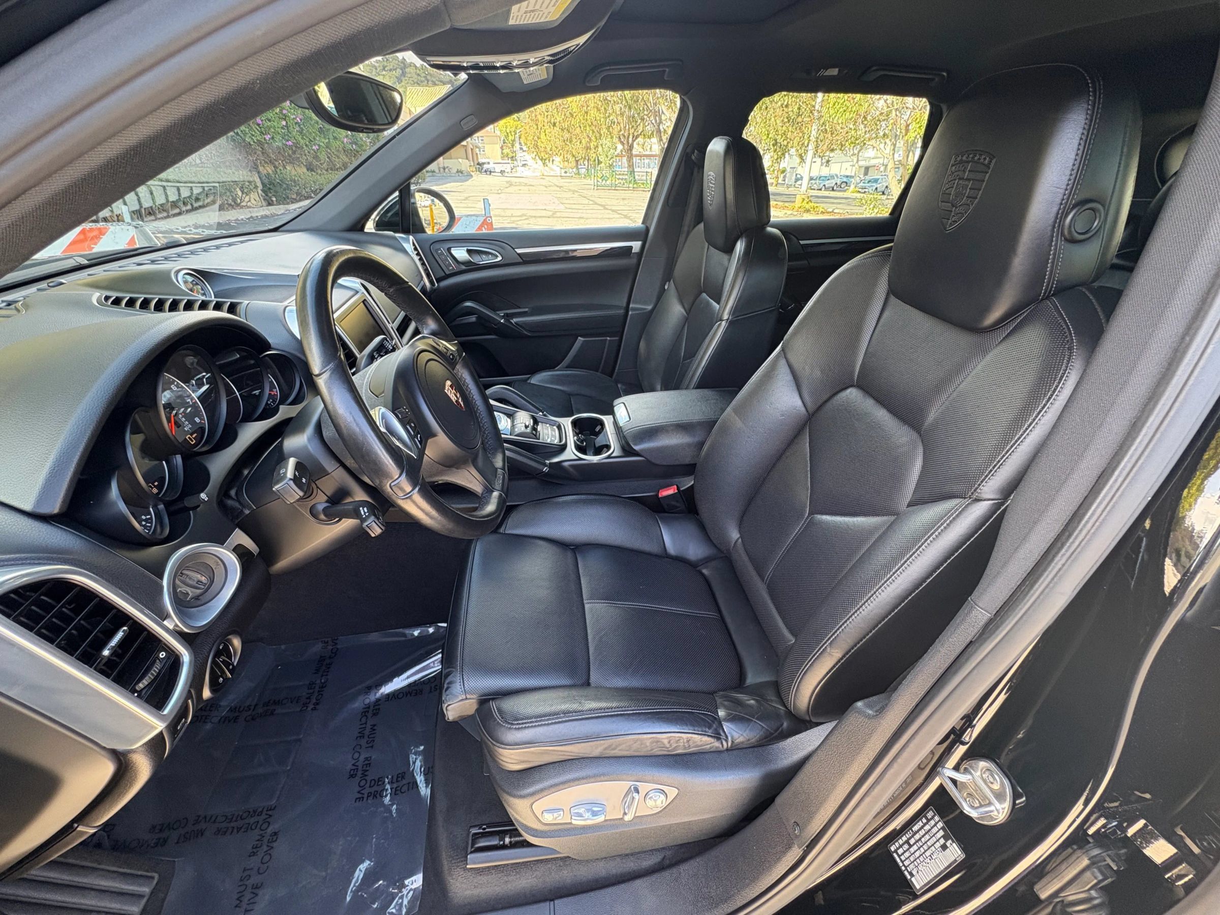 Used 2012 Porsche Cayenne S AWD/4WD image 11