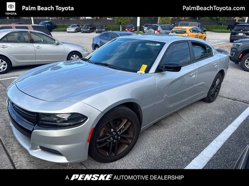 Used 2019 Dodge Charger SXT w/ Blacktop Package AWD/4WD image 1