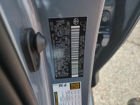 Used 2024 Toyota Corolla SE FWD image 32