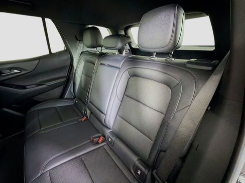 Used 2025 Chevrolet Equinox LT w/ Convenience Package II image 24