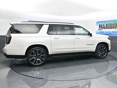 New 2025 Chevrolet Suburban RST w/ RST Capability Package image 6