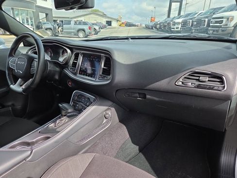 Used 2021 Dodge Challenger SRT Hellcat image 13