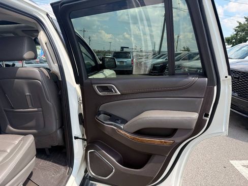 Used 2015 GMC Yukon Denali w/ Open Road Package AWD/4WD image 39
