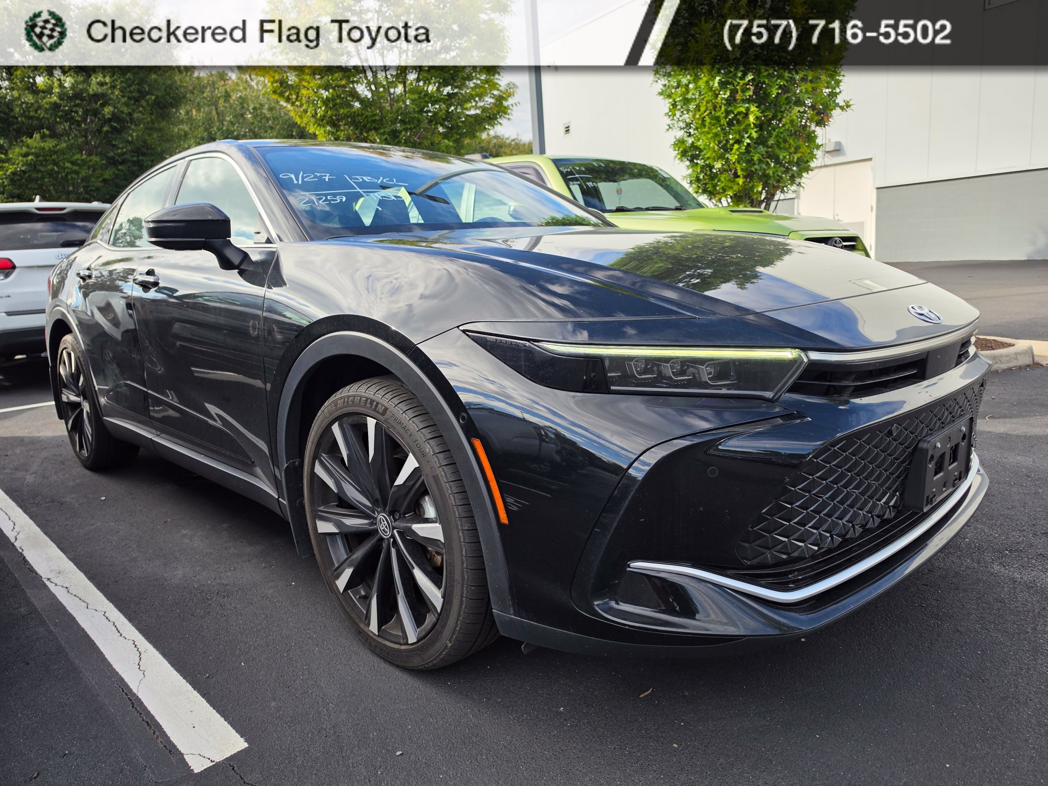 Used 2024 Toyota Crown Platinum AWD/4WD image 3