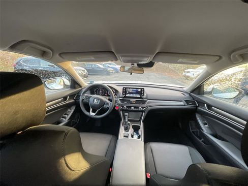 Used 2021 Honda Accord LX image 28