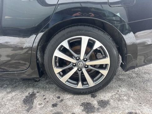 Used 2016 Nissan Altima 3.5 SR image 6