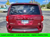 Used 2019 Dodge Grand Caravan SXT image 4