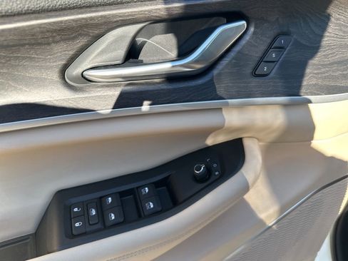 New 2026 Jeep Grand Cherokee Limited image 17