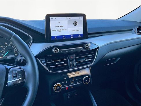 Certified 2022 Ford Escape SE w/ Cold Weather Package image 6