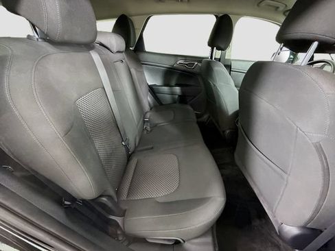 Used 2023 Kia Sportage LX FWD image 24