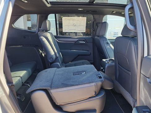 New 2026 GMC Acadia AT4 w/ Super Cruise Package image 48