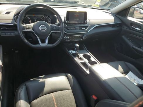 Certified 2022 Nissan Altima 2.5 SR w/ Midnight Edition Package FWD image 10