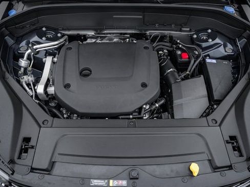 New 2026 Volvo XC90 B6 Plus w/ Protection Package Premier image 19