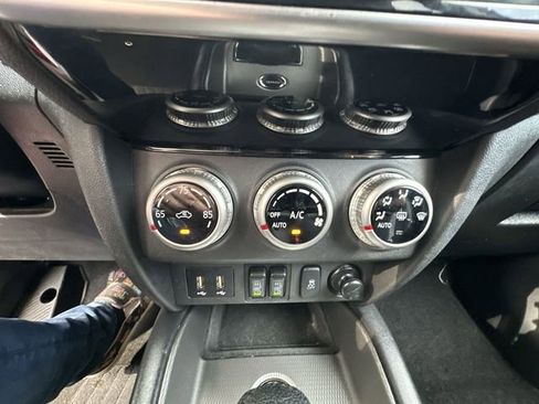 Used 2024 Mitsubishi Outlander Sport 2.0 SE image 18