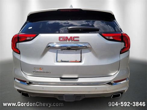 Used 2020 GMC Terrain Denali w/ Denali Premium Package image 4