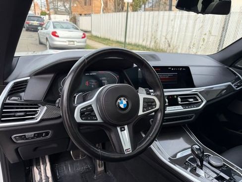 Used 2021 BMW X5 M50i w/ Premium Package image 22