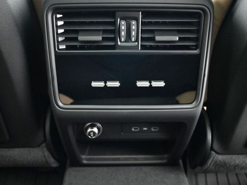 Used 2026 Porsche Cayenne Coupe image 8