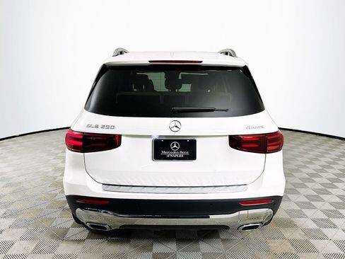 Certified 2026 Mercedes-Benz GLB 250 4MATIC image 6