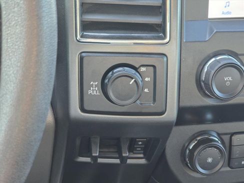 Used 2020 Ford F250 XLT w/ XLT Premium Package image 17