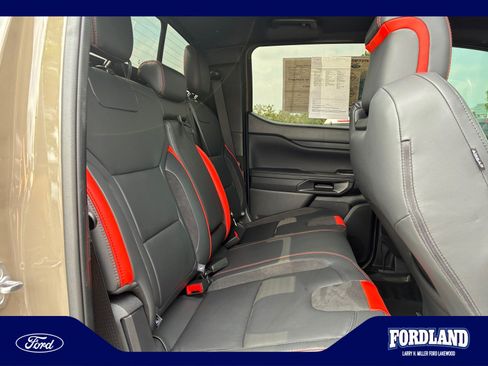 Used 2025 Ford Ranger Raptor AWD/4WD image 18