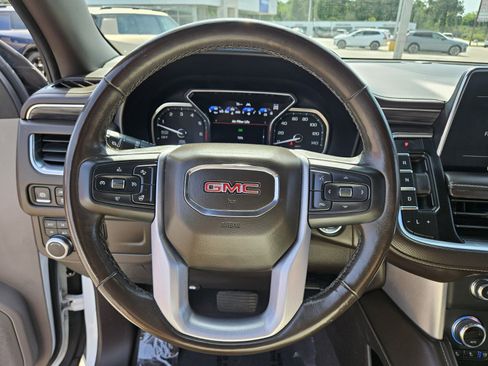 Used 2021 GMC Yukon SLT w/ SLT Luxury Package AWD/4WD image 25