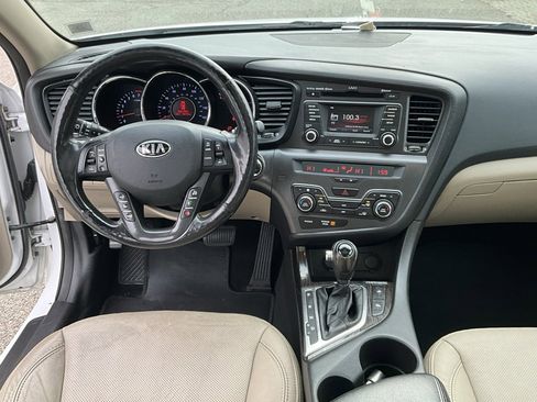 Used 2013 Kia Optima EX w/ Premium Pkg image 27