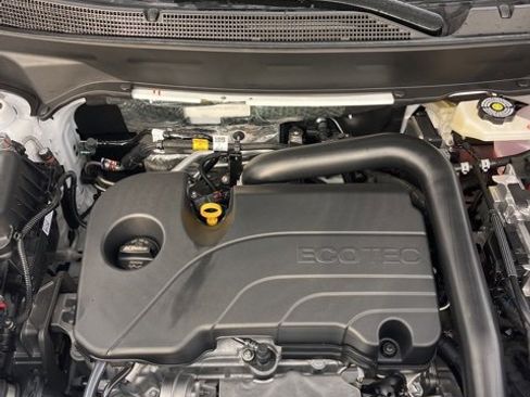 New 2026 Chevrolet Equinox LT w/ LPO, Floor Liner Package image 40