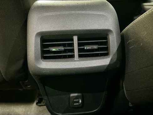 Used 2018 GMC Terrain SLE image 23