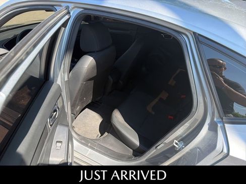 Used 2024 Honda Civic Sport image 10