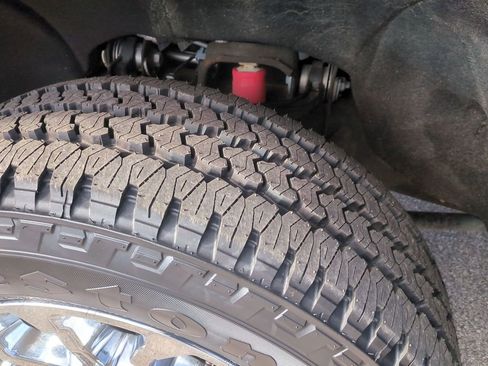 Used 2024 Chevrolet Silverado 2500 LTZ w/ LTZ Premium Package image 11