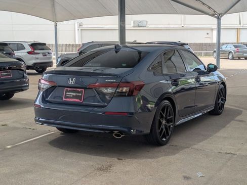 Certified 2025 Honda Civic Sport image 5