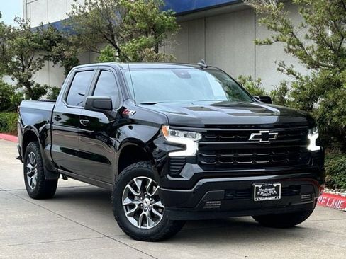 Used 2024 Chevrolet Silverado 1500 RST w/ Convenience Package II AWD/4WD image 2