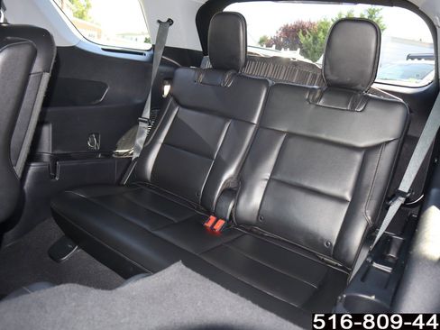 Used 2022 Ford Explorer XLT w/ Equipment Group 202A image 21