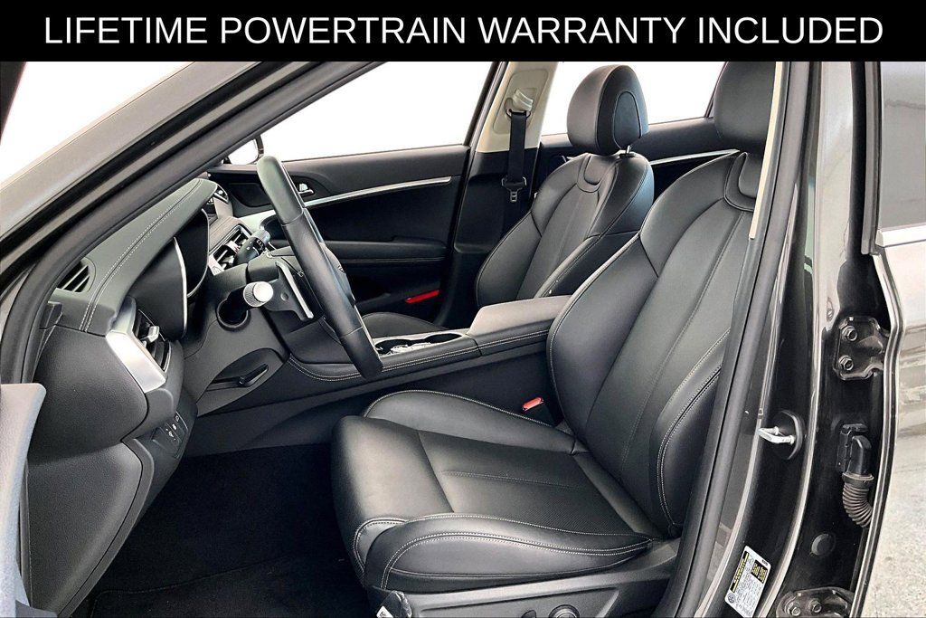 Used 2026 Genesis G70 2.5T RWD image 31