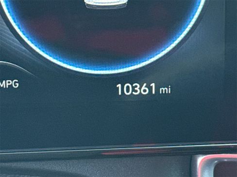 Used 2024 Hyundai Elantra SEL image 27