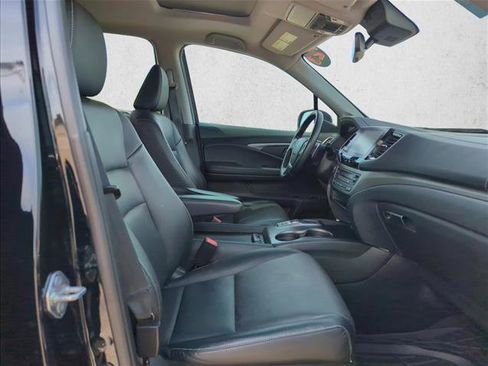 Certified 2023 Honda Ridgeline RTL image 21