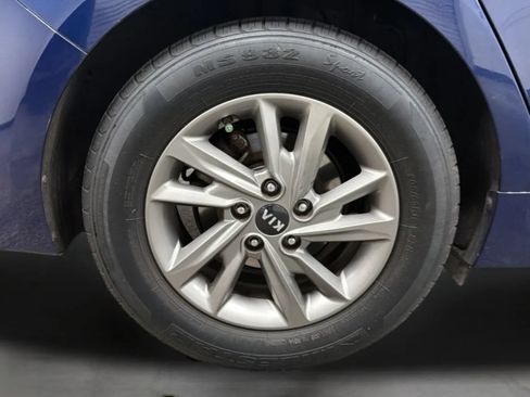 Used 2020 Kia Optima FWD image 23