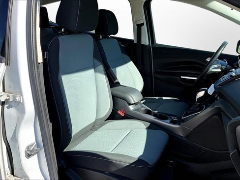 Used 2017 Ford C-MAX SE image 7