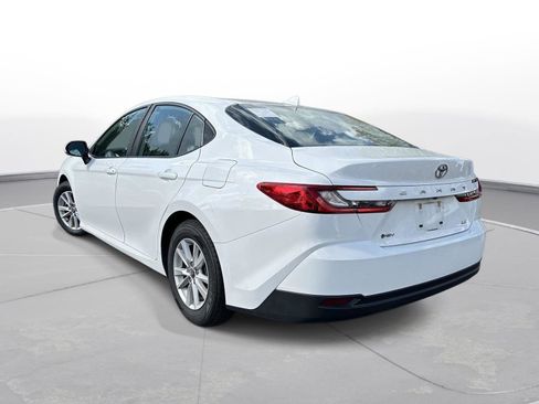 Certified 2025 Toyota Camry LE image 8