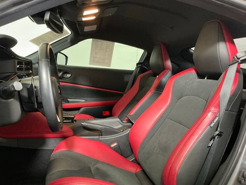 Used 2024 Nissan Z Performance w/ Floor Mat Package RWD image 23
